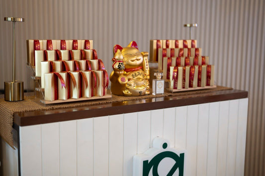 A Thoughtful Gift, Made Personal: Akasi Customized Souvenirs